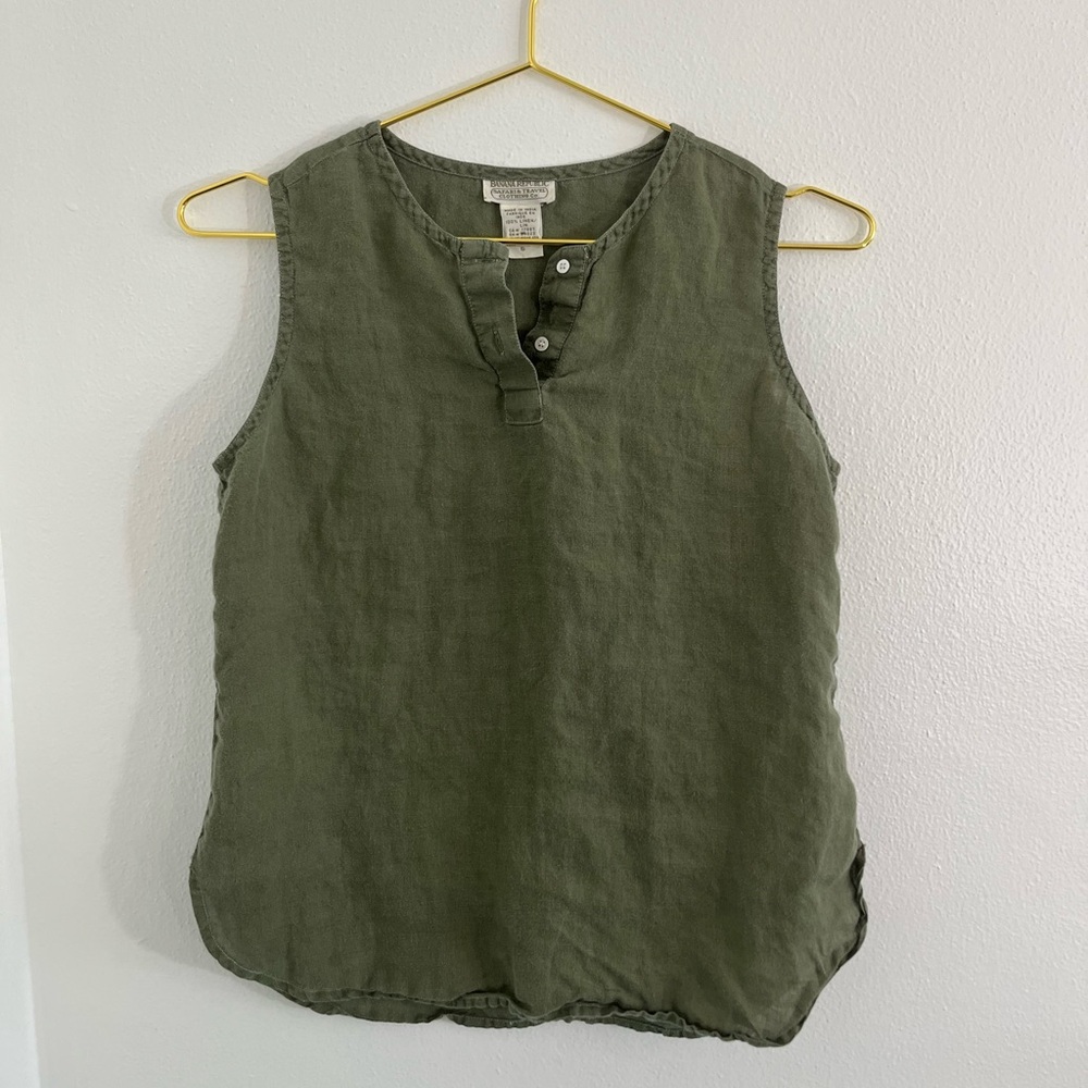 Banana Republic 100% Linen blouse